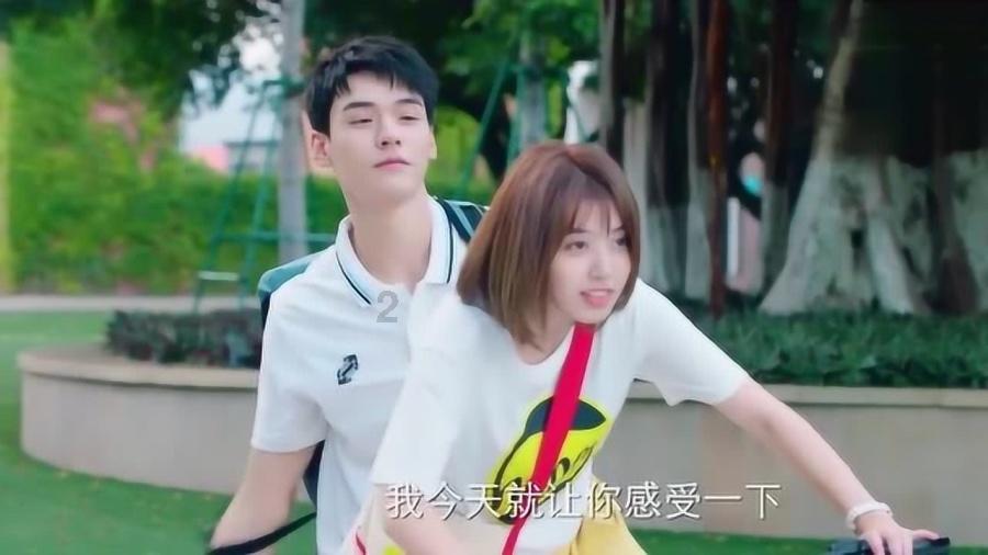 书塔叠叠高