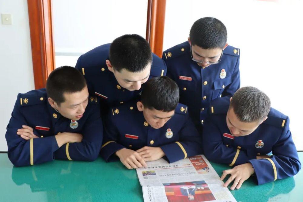 被车撞了轻伤都不算怎么赔？游戏画面