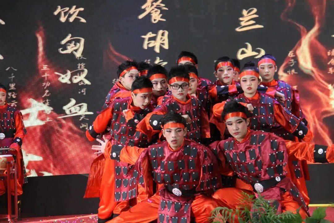 逃离未知丛林2